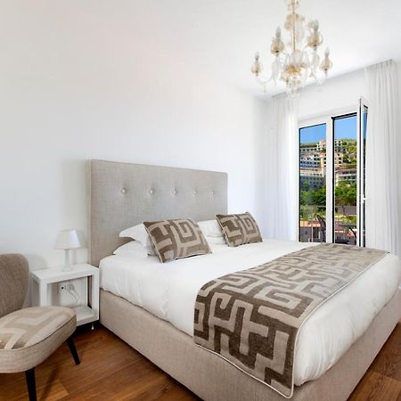 Sorrentovibes - Luxury Home Sea View & Jacuzzi In Sorrento Centre Exterior foto